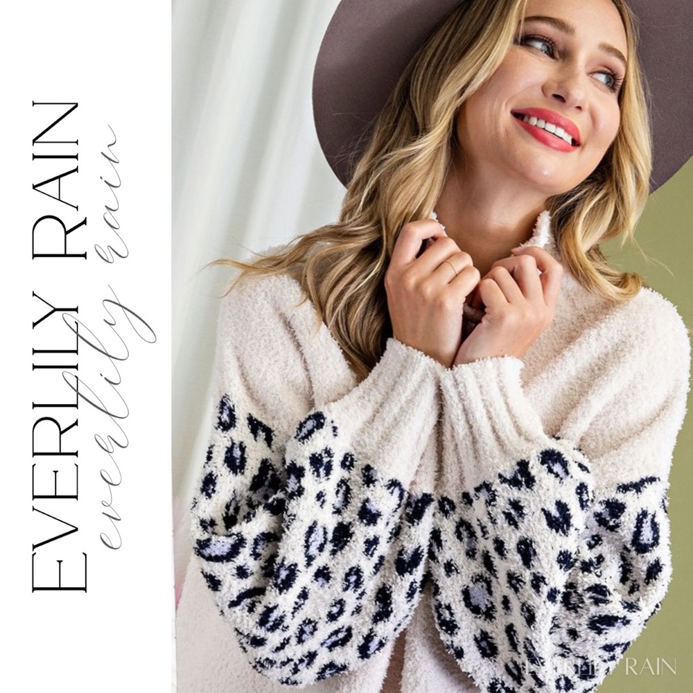 Soft Fleece Mock Neck Sweater - Picture 6 of 13